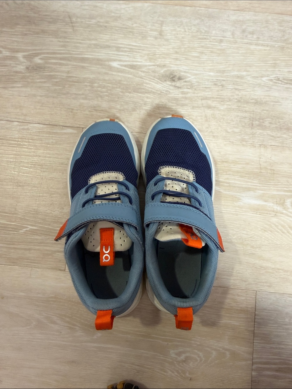 Oncloud Boys Velcro Shoes